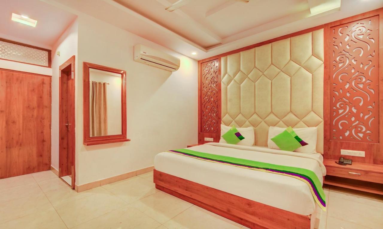 Отель Treebo G K Residency Near Dehradun Railway Station Экстерьер фото